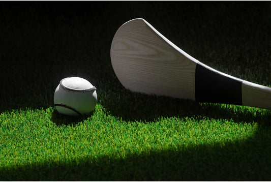 Best Hurling Grip Tape: What Actually Matters (Tack, Cushion, Weather)