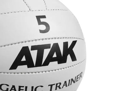 Atak Gaelic Footballs